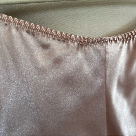 VICTORIA’S SECRET Vintage Y2K Satin Tap Shorts Blush Pink with Lace Trim Medium - Picture 5 of 13